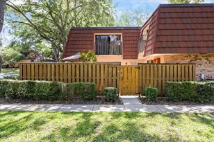 2626 2nd Ct, Palm Harbor, FL 34684 - Photo 1