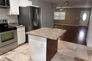 809 W Hiawatha St, Tampa, FL 33604 - Photo 5