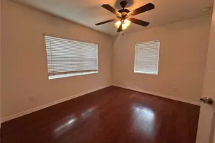 809 W Hiawatha St, Tampa, FL 33604 - Photo 17