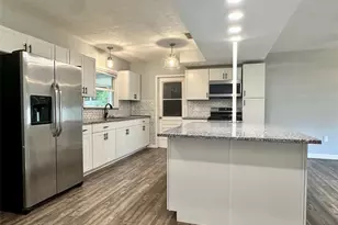 5936 Elm St, New Port Richey, FL 34652 - Photo 5
