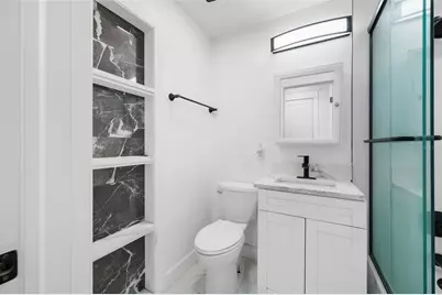 380 Villagrande Avenue S, Saint Petersburg, FL 33707 - Photo 81