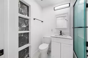 380 Villa Grande Ave S, Saint Petersburg, FL 33707 - Photo 81