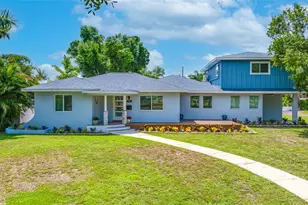380 Villa Grande Ave S, Saint Petersburg, FL 33707 - Photo 1