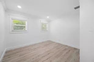 380 Villa Grande Ave S, Saint Petersburg, FL 33707 - Photo 63