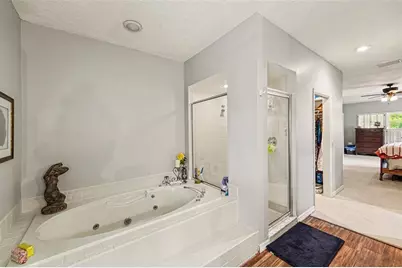 5217 S Crescent Dr, Tampa, FL 33611 - Photo 21