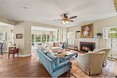 5217 S Crescent Dr, Tampa, FL 33611 - Photo 13