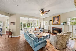 5217 S Crescent Dr, Tampa, FL 33611 - Photo 13
