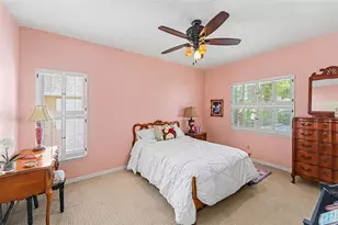 5217 S Crescent Dr, Tampa, FL 33611 - Photo 27