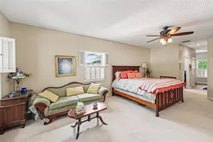 5217 S Crescent Dr, Tampa, FL 33611 - Photo 19