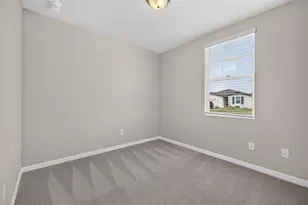 3087 Forrest Plum Ct, Zephyrhills, FL 33540 - Photo 7