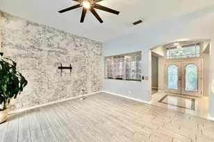 4301 River Close Blvd, Valrico, FL 33596 - Photo 15