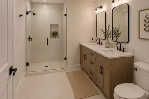 4543 Emerson Ave S, Saint Petersburg, FL 33711 - Photo 5