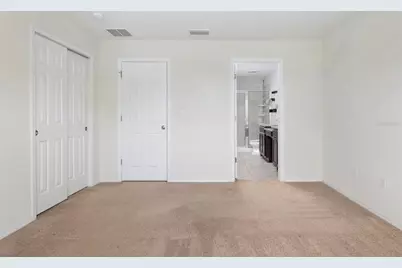 4770 White Sanderling Court, Tampa, FL 33619 - Photo 17