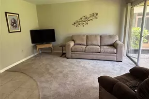 3814 N Lake Dr, Tampa, FL 33614 - Photo 3