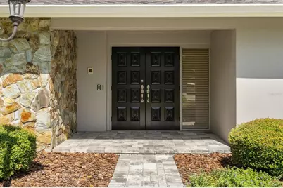 13916 Middle Park Drive, Tampa, FL 33624 - Photo 3