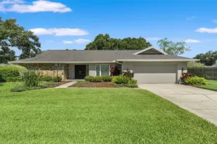 13916 Middle Park Dr, Tampa, FL 33624 - Photo 1