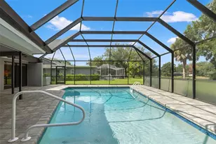 13916 Middle Park Dr, Tampa, FL 33624 - Photo 27