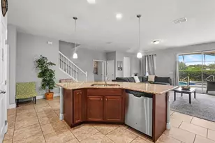 4127 Oak Tree Dr, Davenport, FL 33837 - Photo 7