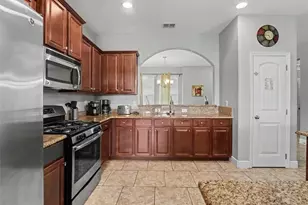 4127 Oak Tree Dr, Davenport, FL 33837 - Photo 9