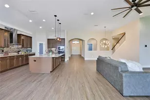 12835 Satin Lily Dr, Riverview, FL 33579 - Photo 9