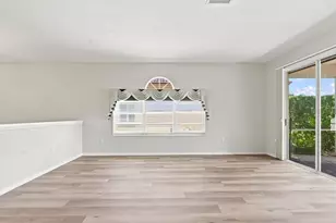 1333 Lindenwood Dr, Tarpon Springs, FL 34688 - Photo 9