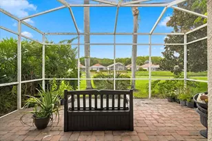 1333 Lindenwood Dr, Tarpon Springs, FL 34688 - Photo 19