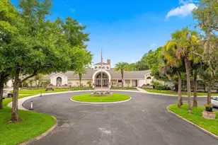 1333 Lindenwood Dr, Tarpon Springs, FL 34688 - Photo 27