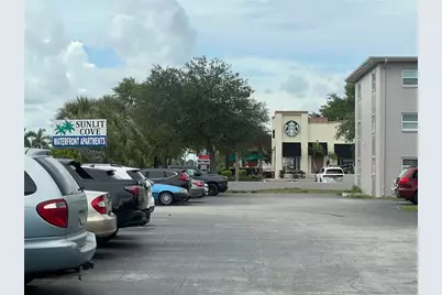 8701 4th Street N #105, Saint Petersburg, FL 33702 - Photo 3