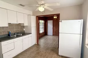 4935 Emerson Ave S, Saint Petersburg, FL 33707 - Photo 7