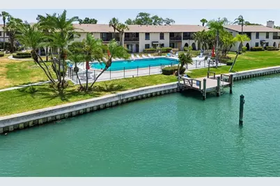 505 Plaza Seville Court #12, Treasure Island, FL 33706 - Photo 3