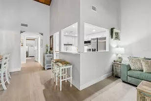 505 Plaza Seville Ct, Treasure Island, FL 33706 - Photo 5