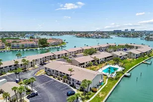505 Plaza Seville Ct, Treasure Island, FL 33706 - Photo 27