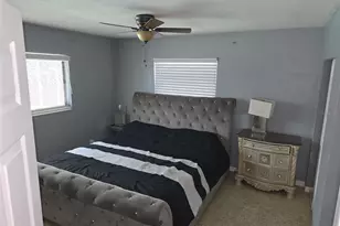 4094 Whiting Dr SE, Saint Petersburg, FL 33705 - Photo 11