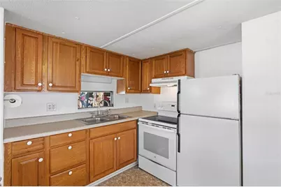 4687 67th Street N #23, Saint Petersburg, FL 33709 - Photo 3