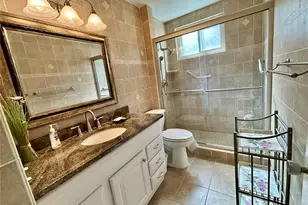 2070 World Pkwy Blvd, Clearwater, FL 33763 - Photo 23