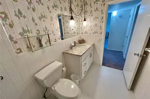 2070 World Pkwy Blvd, Clearwater, FL 33763 - Photo 33