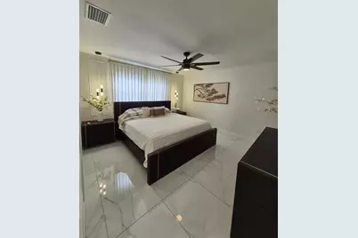 5817 Tampa Shores Boulevard, Tampa, FL 33615 - Photo 13