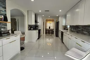 5817 Tampa Shores Blvd, Tampa, FL 33615 - Photo 11