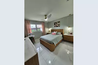 5817 Tampa Shores Boulevard, Tampa, FL 33615 - Photo 13