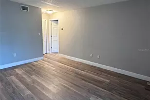 8649 Fancy Finch Dr, Tampa, FL 33614 - Photo 5