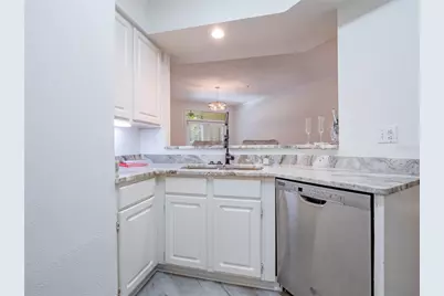 1203 Bay Club Circle #1203, Tampa, FL 33607 - Photo 13