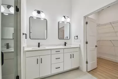 3826 Pompano Drive SE, Saint Petersburg, FL 33705 - Photo 13