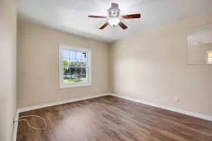 4995 Cobia Dr SE, Saint Petersburg, FL 33705 - Photo 9