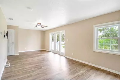 4995 Cobia Drive SE #D, Saint Petersburg, FL 33705 - Photo 5
