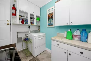 1212 Hull St S, Gulfport, FL 33707 - Photo 29