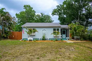 1212 Hull St S, Gulfport, FL 33707 - Photo 1
