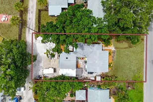 1212 Hull St S, Gulfport, FL 33707 - Photo 53