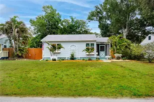 1212 Hull St S, Gulfport, FL 33707 - Photo 1
