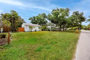 1212 Hull St S, Gulfport, FL 33707 - Photo 53