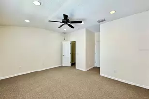 12381 Foxmoor Peak Dr, Riverview, FL 33579 - Photo 17